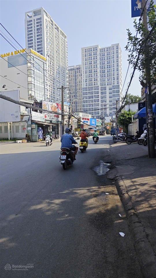 Bán nhà  hiếm ngang 5m xe hơi đỗ cửa  nguyễn duy trinh chỉ 200m  dt 85m  bình trưng đông  q2