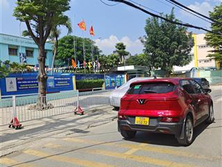 Bán mặt tiền ngang hiếm 5m  đường xe tải né  sầm uất  bình trưng tây  q2  dt 114m2