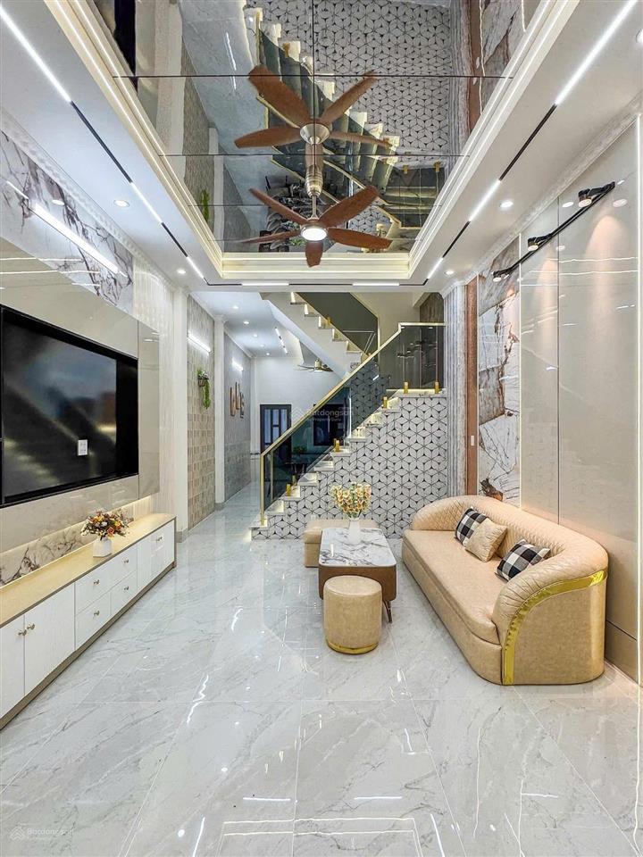 Hạ giá bán gấp nhà võ văn ngân  thủ đức chỉ 3 tỷ 150 gần trường dh sư phạm kỹ thuật shr