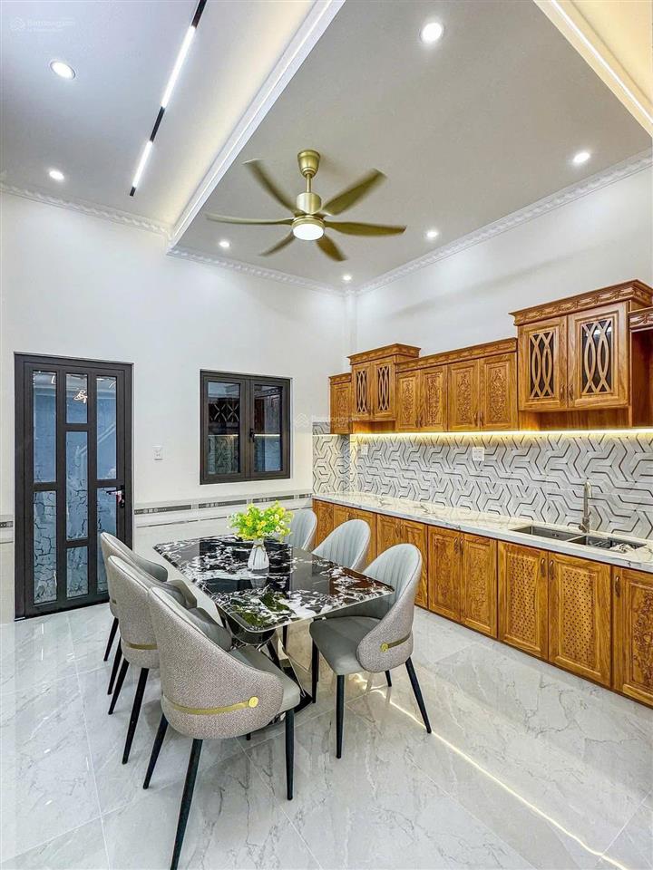 Hạ giá bán gấp nhà võ văn ngân  thủ đức chỉ 3 tỷ 150 gần trường dh sư phạm kỹ thuật shr