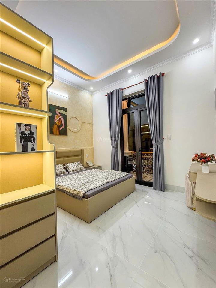 Hạ giá bán gấp nhà võ văn ngân  thủ đức chỉ 3 tỷ 150 gần trường dh sư phạm kỹ thuật shr