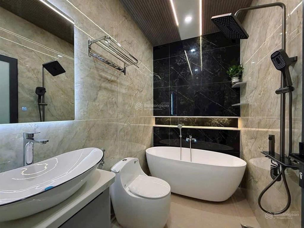 Cơ hội đầu tư nhà riêng quận 9 chỉ 2 tỷ 950 ngay hoàng hữu nam  ltm sẵn hd thuê 16 triệu / tháng
