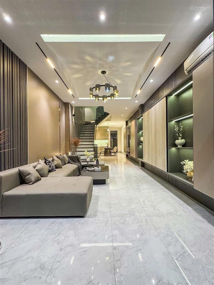 Chỉ 4.2 tỷ sở hữu nhà thủ đức đs 9 cách vạn phúc city chỉ 500m xe hơi vào tận cửa shr