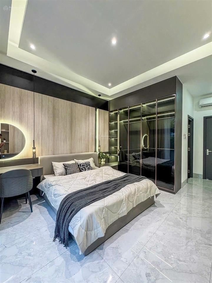 Chỉ 4.2 tỷ sở hữu nhà thủ đức đs 9 cách vạn phúc city chỉ 500m xe hơi vào tận cửa shr