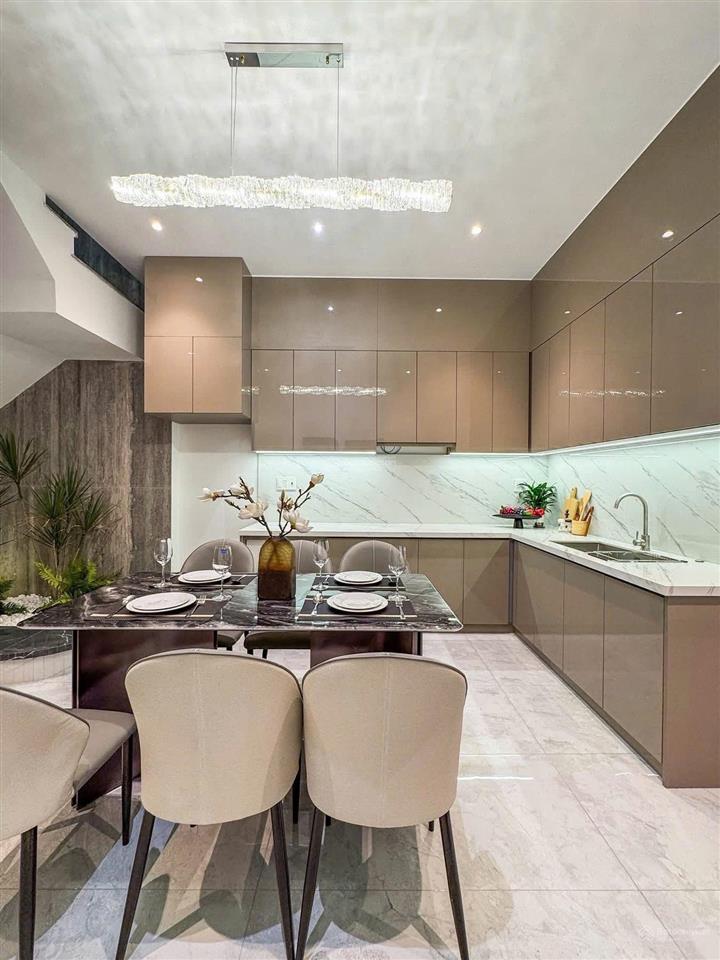 Chỉ 4.2 tỷ sở hữu nhà thủ đức đs 9 cách vạn phúc city chỉ 500m xe hơi vào tận cửa shr