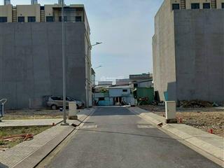 Đầu tư đất tp. hcm ngay ql13 thủ đức cách vạn phúc city 200m chưa đến 5tỷ / nền shr công chứng ngay