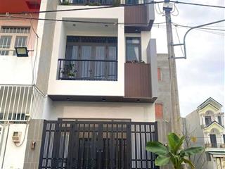 Chỉ 3tỷ150  hẻm xe hơi  đường làng tăng phú, quận 9  dt 70m2 gần trung tâm anh ngữ lê văn việt