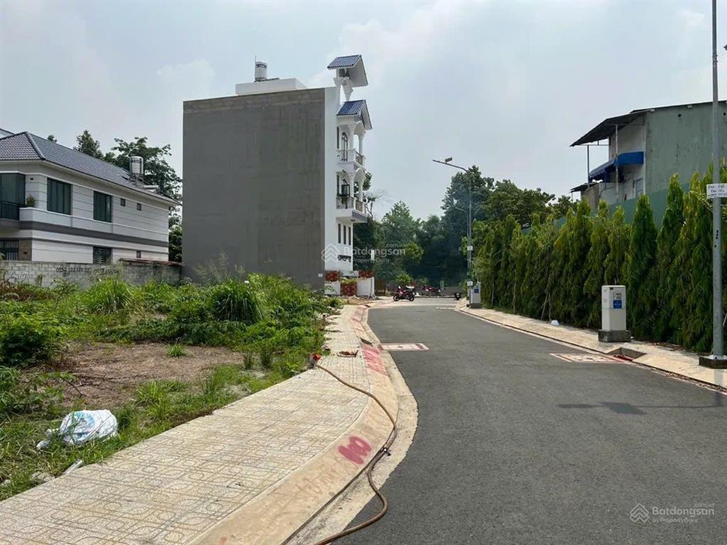 Đất nền sổ hồng riêng  giá f0 đường phạm văn đồng, phường linh tây, q. tđ  dt 67.3m2/2tỷ350