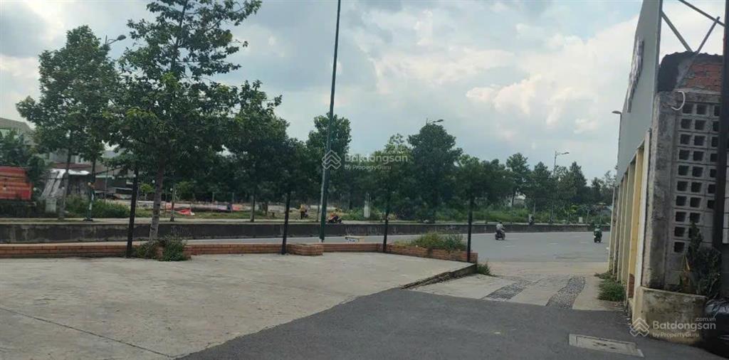 Đất nền sổ hồng riêng  giá f0 đường phạm văn đồng, phường linh tây, q. tđ  dt 67.3m2/2tỷ350