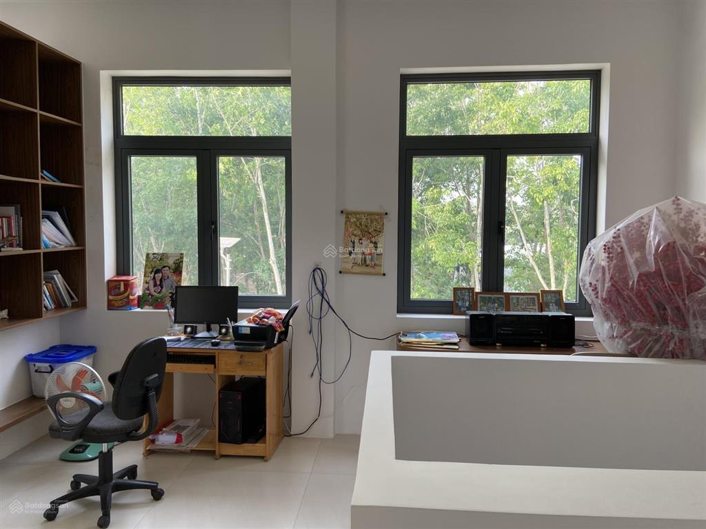 Bán biệt thự đẹp tại đ. cây me, 8 tỷ, 4000m2, 5pn, 6wc, đầy đủ tiện ích