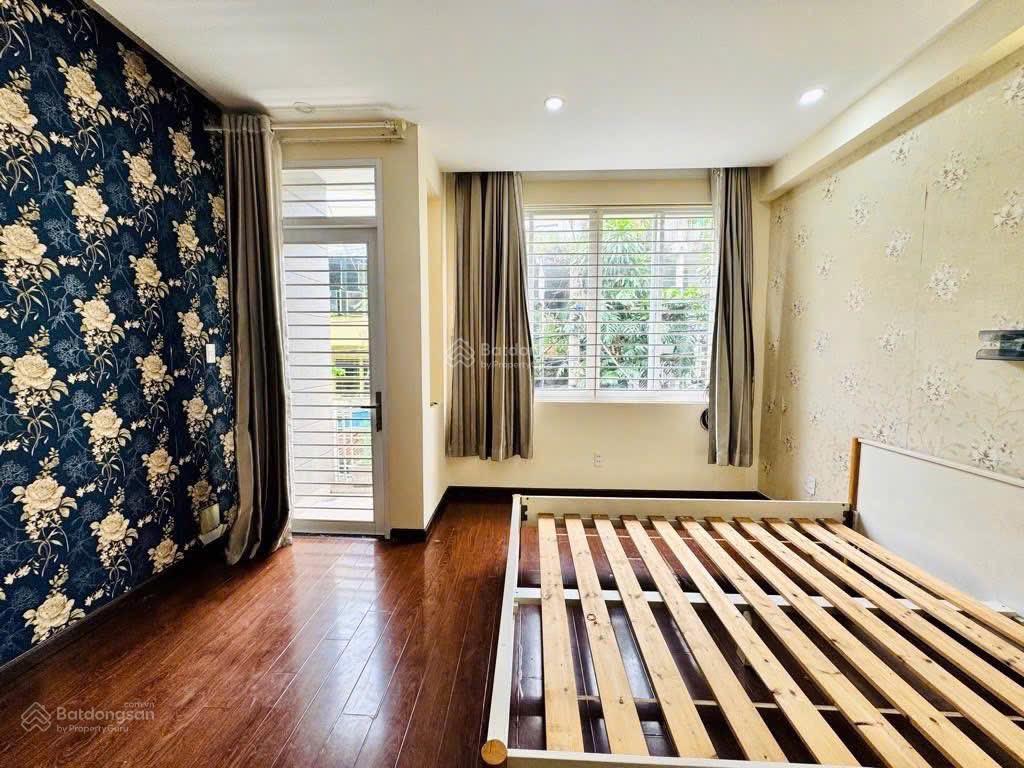 Diện tích 95,6m2  giá 3 tỷ 6 ngay kha vạn cân, thủ đức  hẻm 8m  cách mặt tiền chỉ 5 căn nhà !