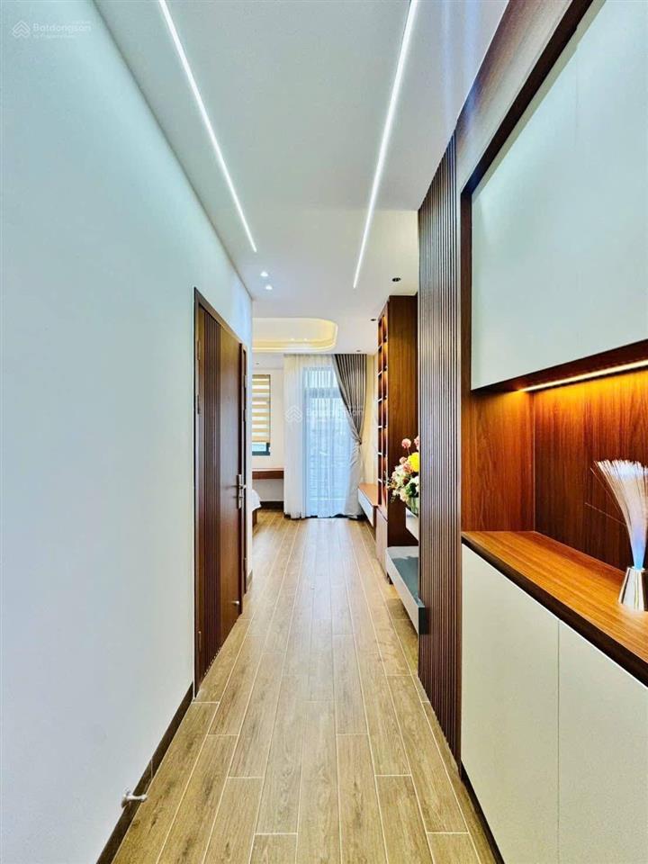 2,35 tỷ 1 căn duy nhất đường trần cao vân, phú nhuận nhỉnh 2 đồng  hẻm xe hơi  nhà xây mới