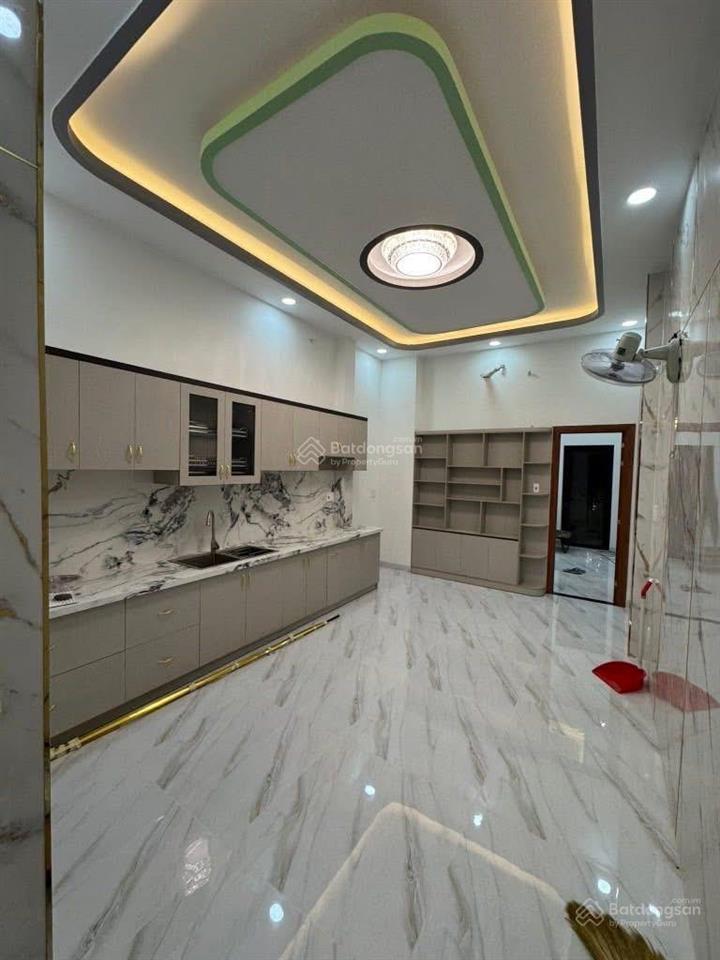 Ưu đãi cuối năm hạ chót giá 4tỷ3 căn nhà bình trưng đông quận 2,hxh mua về đầu tư hoặc sinh sống