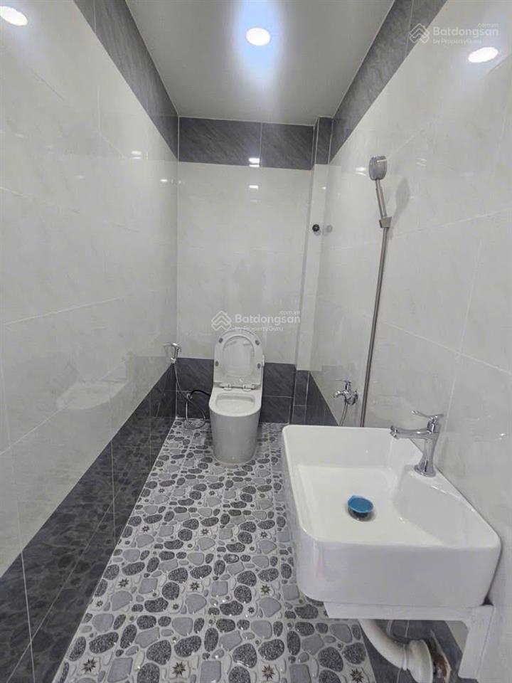 Ưu đãi cuối năm hạ chót giá 4tỷ3 căn nhà bình trưng đông quận 2,hxh mua về đầu tư hoặc sinh sống