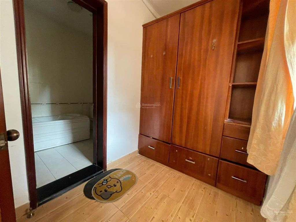 Cho thuê biệt thự phú mỹ hưng, cạnh công viên nam viên 2ha, 7x18m, sân vườn, 4pn, 4wc, sân thượng