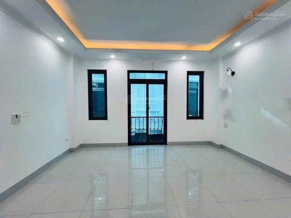 Bán nhà bích hoà 5tx32m2, ql21b vành đai 4  50m trạm xe buýt  1,5km phố xốm giá 3,65 tỷ