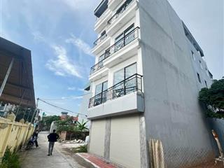 Bán nhà 4tx32m2 biên giang, đường ql6, 10m ô tô đậu, gần trường c1, c2 hồ điều hoà giá 3,65 tỷ