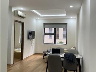 Căn hộ 2pn toà ct10, đồ đạc mới sắm