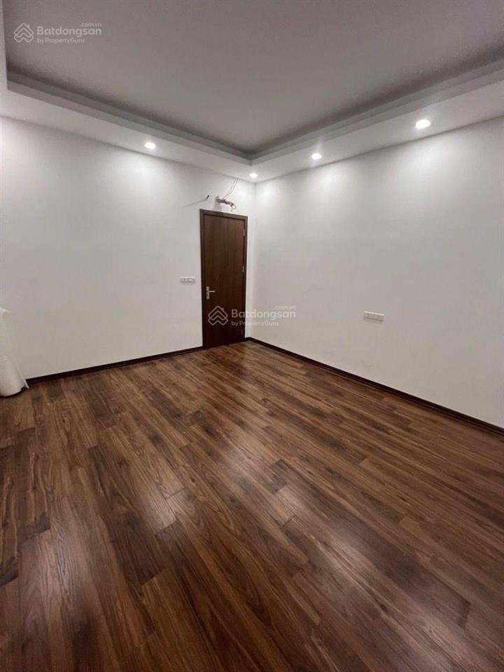 Bán nhà 4 tầng mới  ngõ thông gần cầu nhật tân  thành phố thông minh