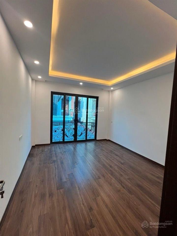 Bán nhà 4 tầng mới  ngõ thông gần cầu nhật tân  thành phố thông minh