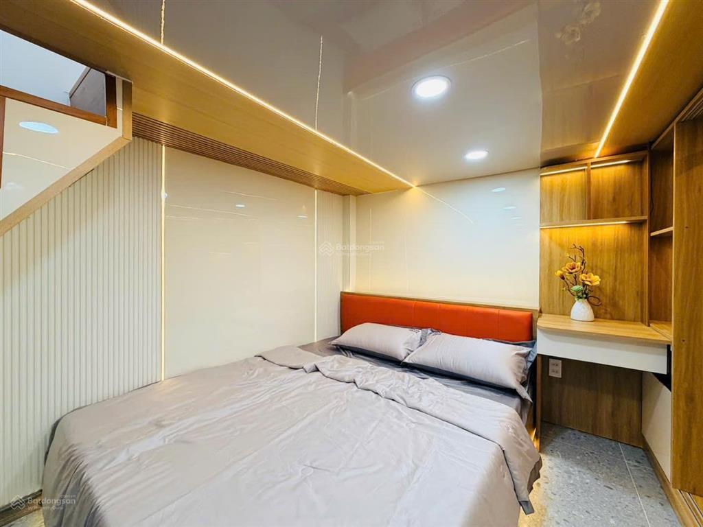 Chị như đang kẹt tiền bán nhà đường nguyễn đình chiểu phường 3 quận 3 giá tốt 2 tỷ 350tr 65m2