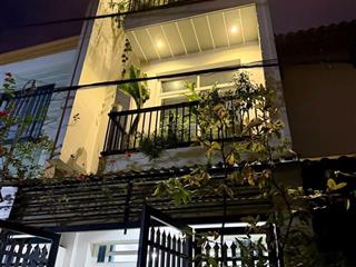 Chị thư bán nhà đường trần bình chị thư bán nhà đường trần bình trọng p.2 q.5 giá 2 tỷ 500tr/68m2.