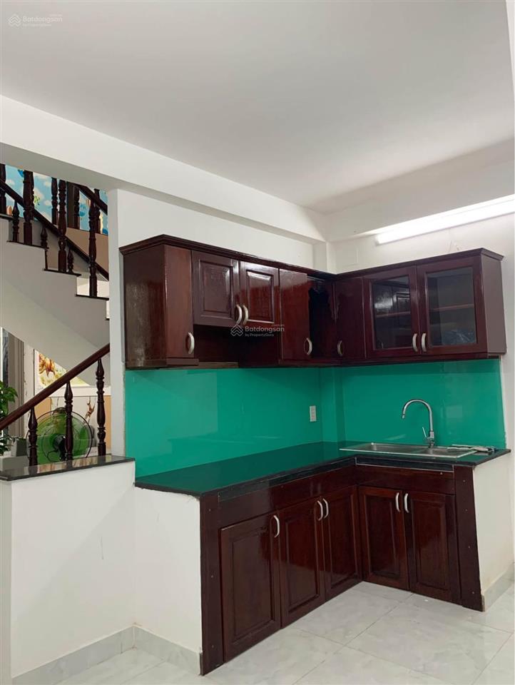 Kẹt vốn cần bán gấp nhà 65m2 giá 3,2tỷ sang tên gần chợ thị nghè, phường 19, bình thạnh có sổ hồng