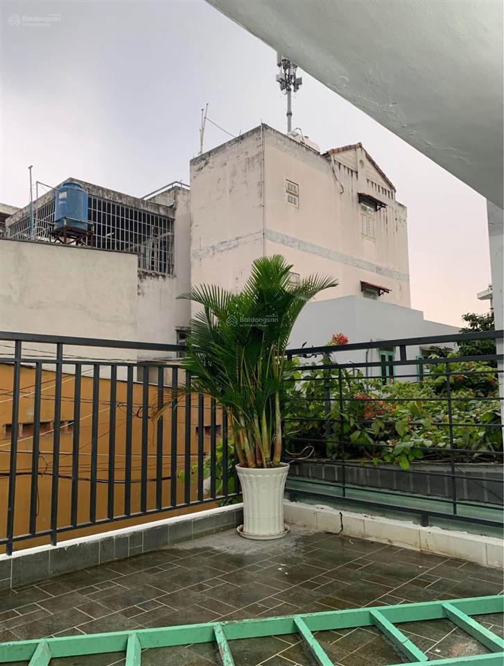 Kẹt vốn cần bán gấp nhà 65m2 giá 3,2tỷ sang tên gần chợ thị nghè, phường 19, bình thạnh có sổ hồng