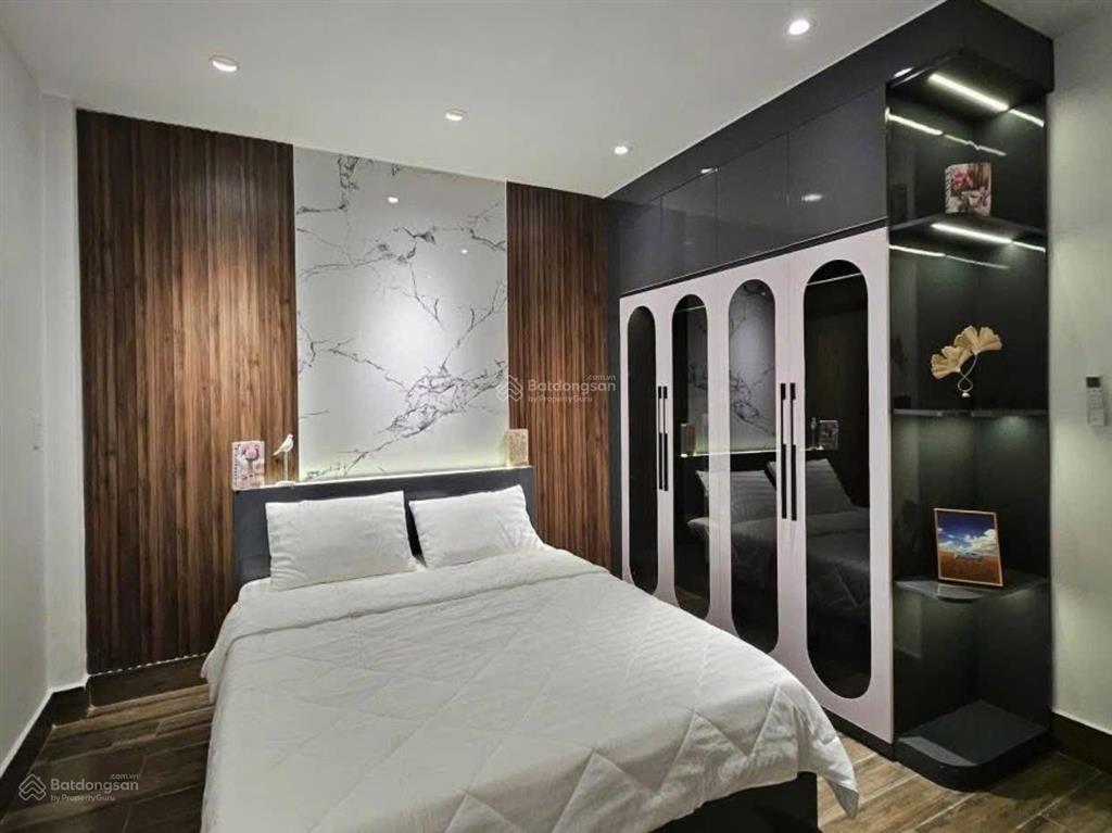 Bao sang tên, bán nhà hoàng dư khương, p12, quận 10, diện tích 64m2 giá 2tỷ870 rộng rãi, hẻm oto