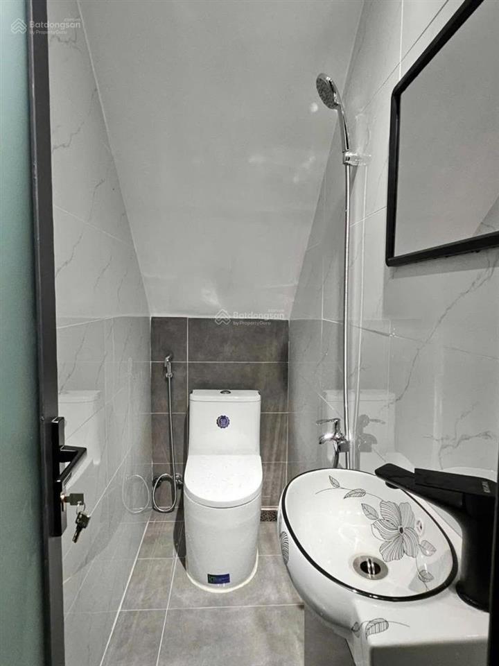 Bao sang tên, bán nhà hoàng dư khương, p12, quận 10, diện tích 64m2 giá 2tỷ870 rộng rãi, hẻm oto