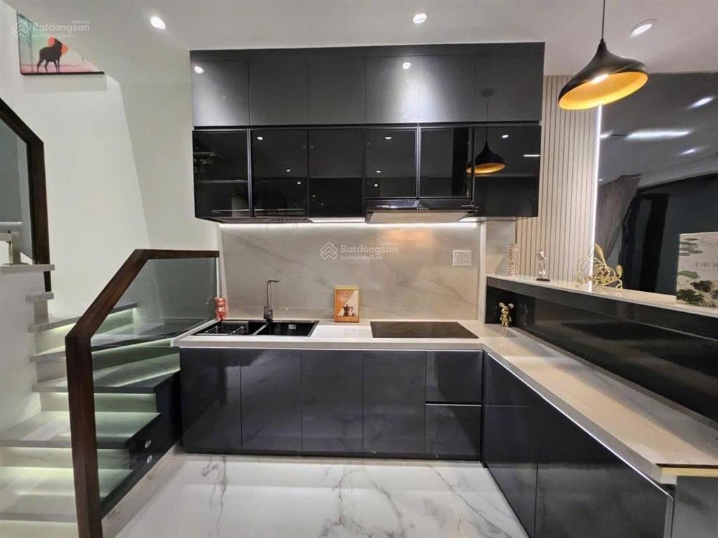 Bao sang tên, bán nhà hoàng dư khương, p12, quận 10, diện tích 64m2 giá 2tỷ870 rộng rãi, hẻm oto