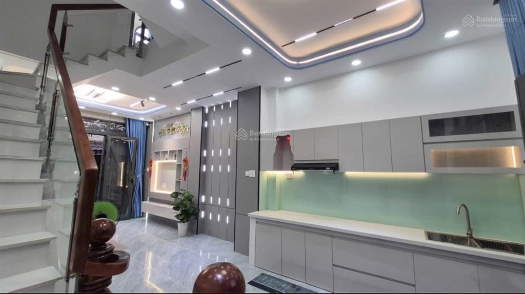 Bán nhà đường trần não, quận 2 view lanmark 81 giá 3tỷ5  diện tích 75m2 phong thuỷ đẹp, sổ riêng