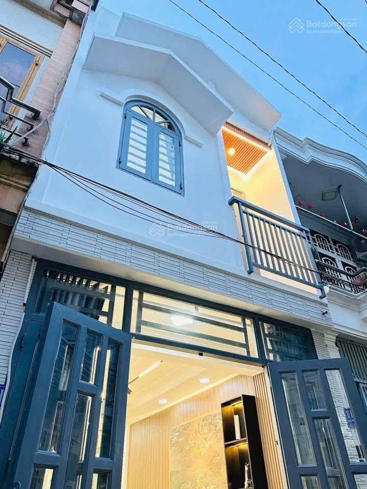 Xoay vốn bán gấp nhà lò siêu, p.8, quận 11 giá 1tỷ9 sổ riêng sang tên  diện tích 50m2 vuông vức