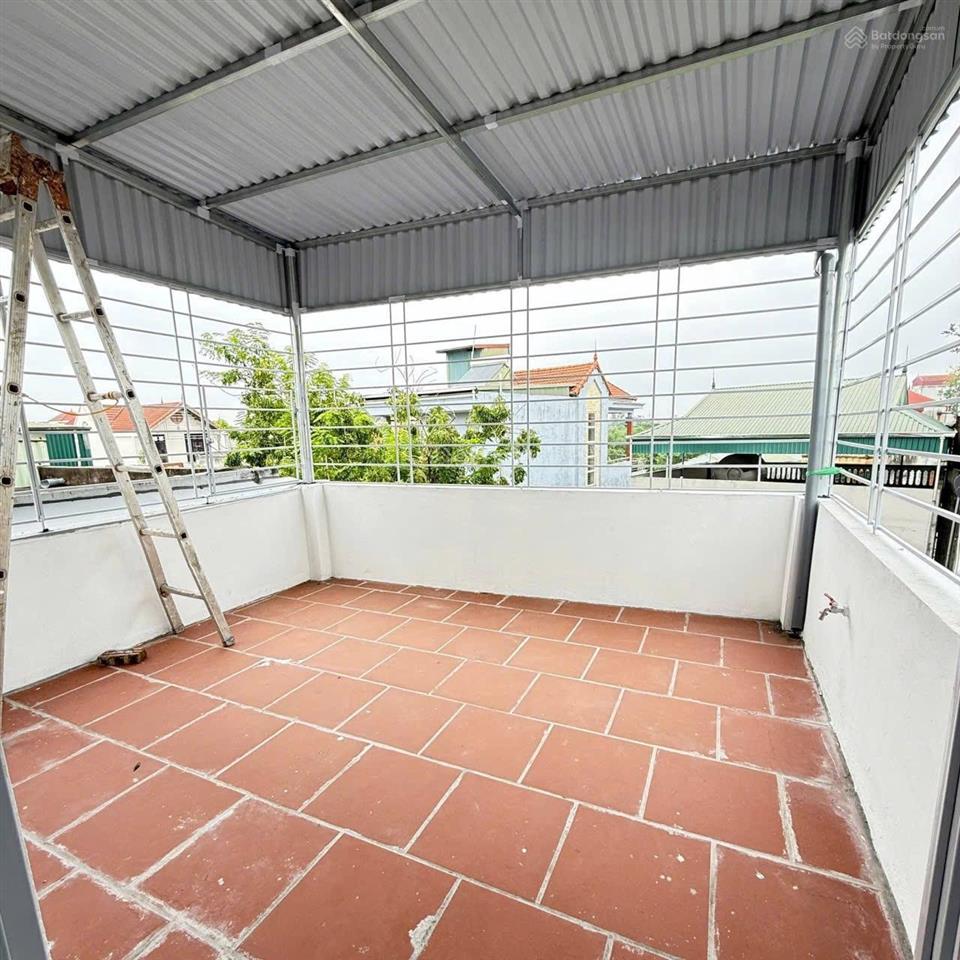 Nhà 4 tầng thượng đìnhnhị khê. dt44m nở hậu giá 5,15tỷ. nhà gần đường ô tô 300m ra đường ql1a.