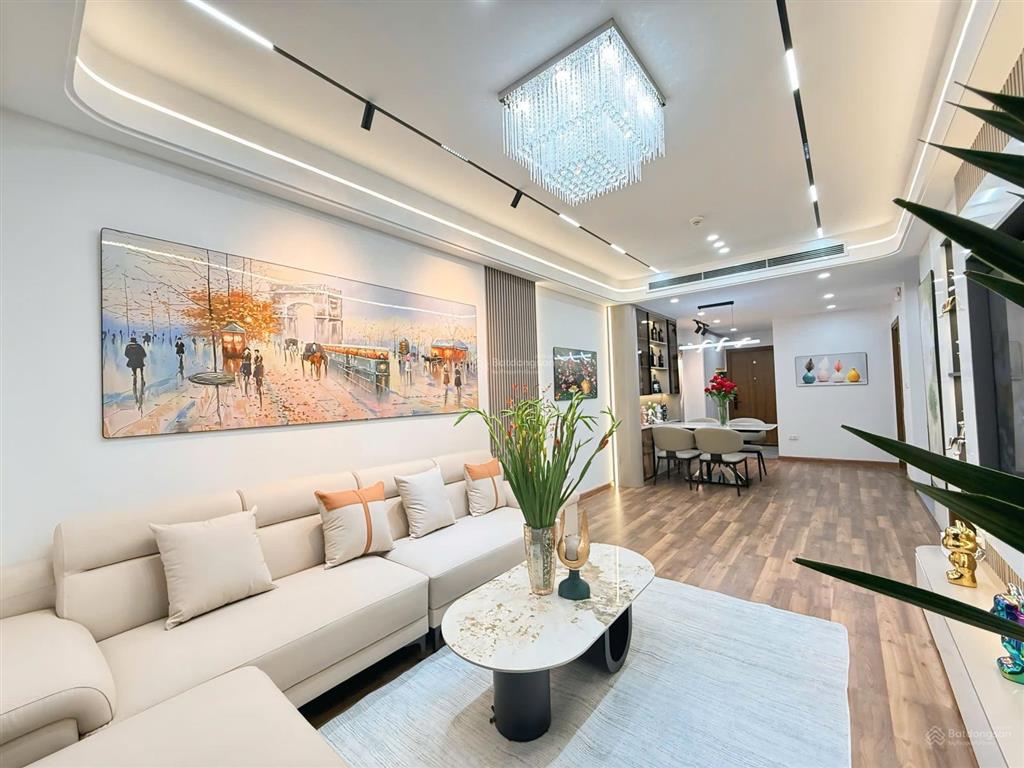 Giá rẻ nhất thị trường bán ch 3pn tòa b báo nhân dân 96m full đồ hướng mát 6,8 tỷ. 0906 241 ***