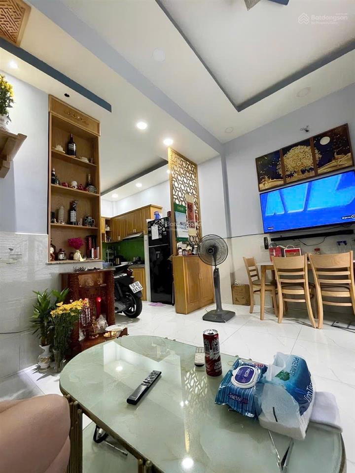 Đường xe hơi 4m  nhà đúc 2 tầng  ngay vườn lài  thpt trần phú  phú thọ hoà