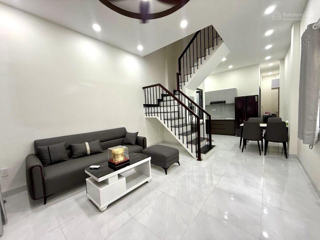 Hẻm xe hơi thông  nhà mới đón tết  2 tầng  56m2  3pn  ban công thoáng mát  chế lan viên