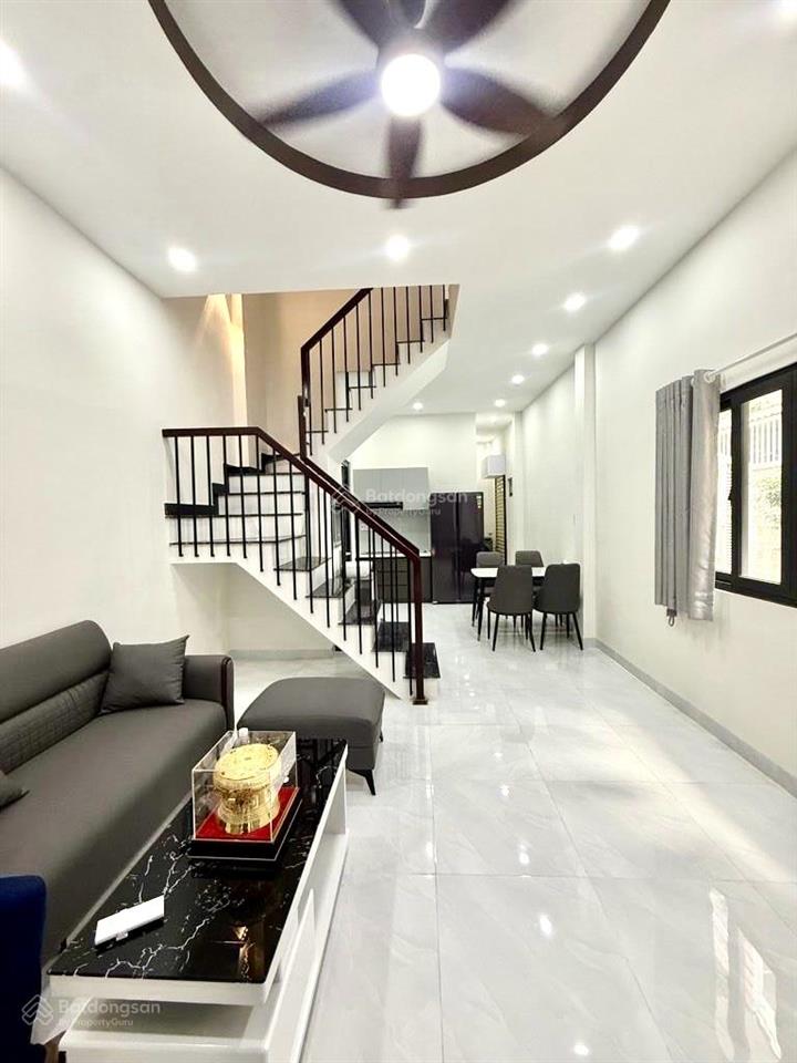 Hẻm xe hơi thông  nhà mới đón tết  2 tầng  56m2  3pn  ban công thoáng mát  chế lan viên