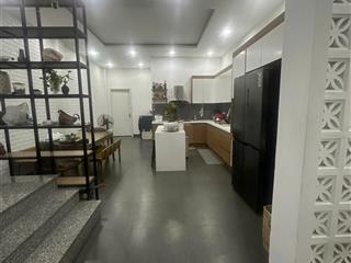 Chuyển công tác về bắc nên cần bán nhà gấp kdc long hậu giá tốt, đầy đủ pháp lý