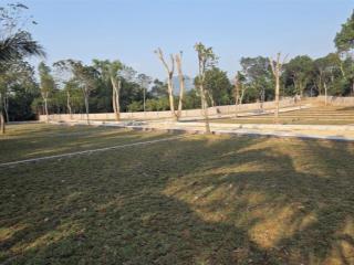 Đất kim bôi trung tâm du lịch khoáng nóng