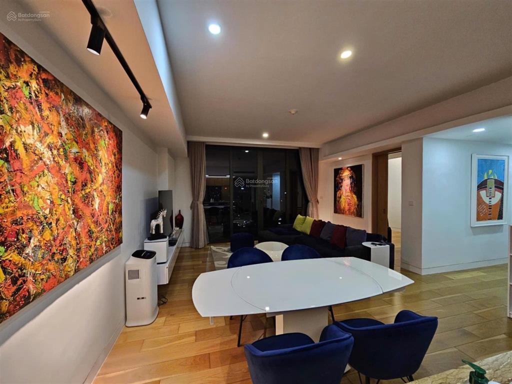 Cần bán căn hộ indochina plaza 3pn, không bị sun chắn. giá tốt nhất,  /zalo 0389 018 *** (em đức)