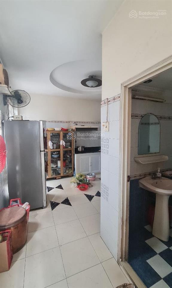 Ngay hẻm 180 lạc long quân  4x18  3 tầng nhà mới vào đón tết  chỉ 10 tỷ hai