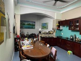 Gần mặt tiền  chợ bình thới q11 ngang 4,5m  12m  nhà đúc btct giá siêu rẻ