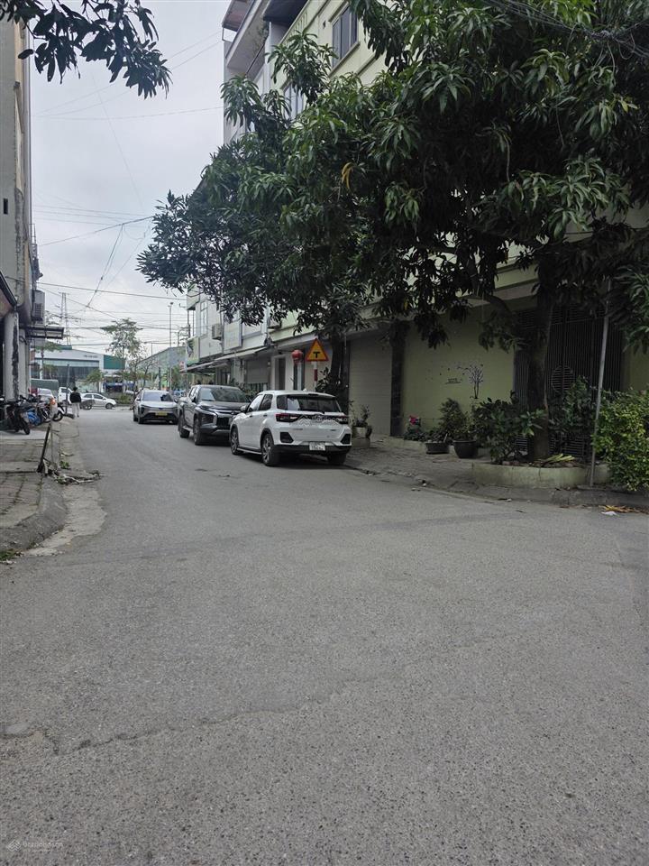 Nhà dân xây  phân lô vỉ hè  ô tô trong nhà  55m x 5 tầng  kinh doanh tầng 1  chỉ 13 tỷ