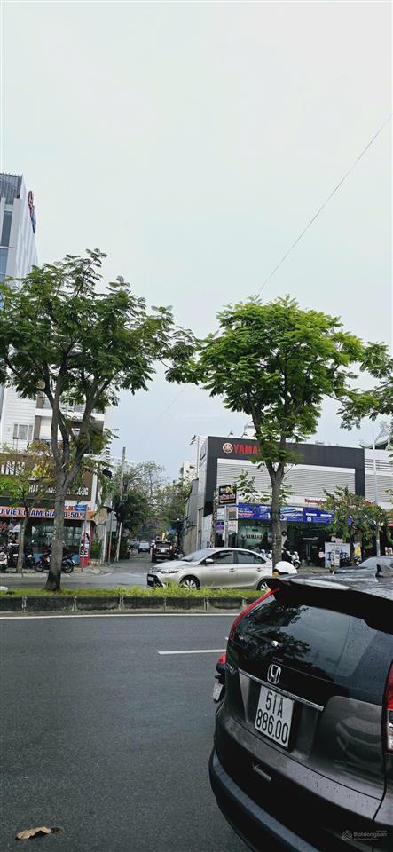 400 tr/m2 bán nhà 1000m2 mặt tiền trần não, 15x48m, nở hậu 31m