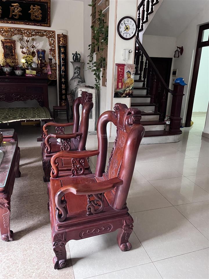 Phòng cho thuê, có nhà tắm và vệ sinh riêng, điện nước đầy đủ, cách đại học công nghiệp nhổn 2km.