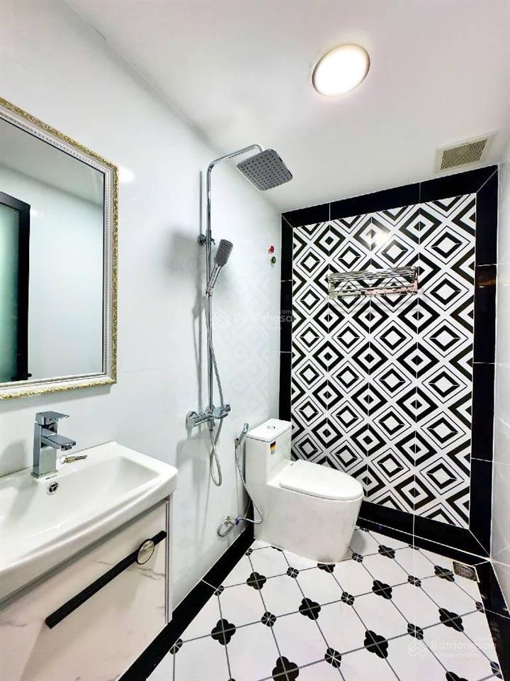 Chỉ với 7.5tỷ có ngay nhà 5 tầng btct mới keng
ful nội thất cao cấp  3pn khép kín