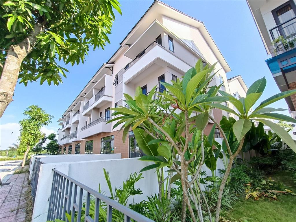 Nhà vườn 170m2 trong kđt vsip cạnh linh biên giá rẻ bằng căn chung cư