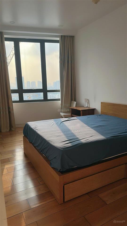 Chủ nhà cần tiền bán nhanh căn hộ 2pn 93m  nội thất full đồ tại dự án iph xuân thủy cầu giấy