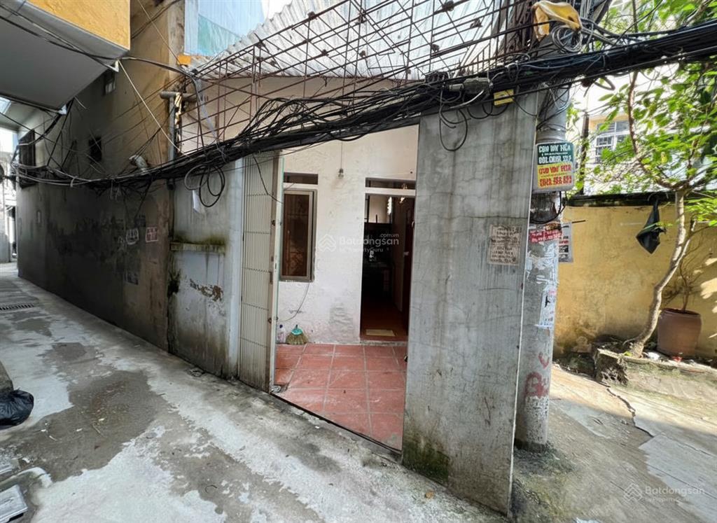 Nhà c4 gác xép, nóng lạnh, gần trường th thanh xuân nam